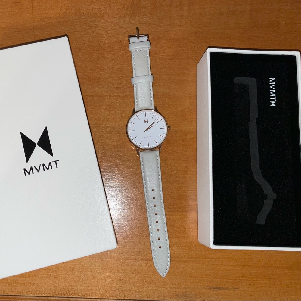 MVMT Women’s watch